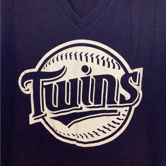 PINK VICTORIA’S Secret MLB Medium Navy Minnesota Twins Shirt - Picture 2 of 6
